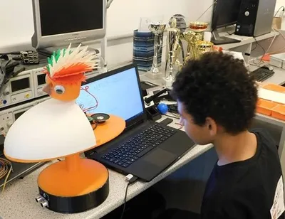 Készül a robotkakas