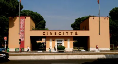 Moziváros Rómában, az olasz filmgyártás szimbóluma: a Cinecittà.